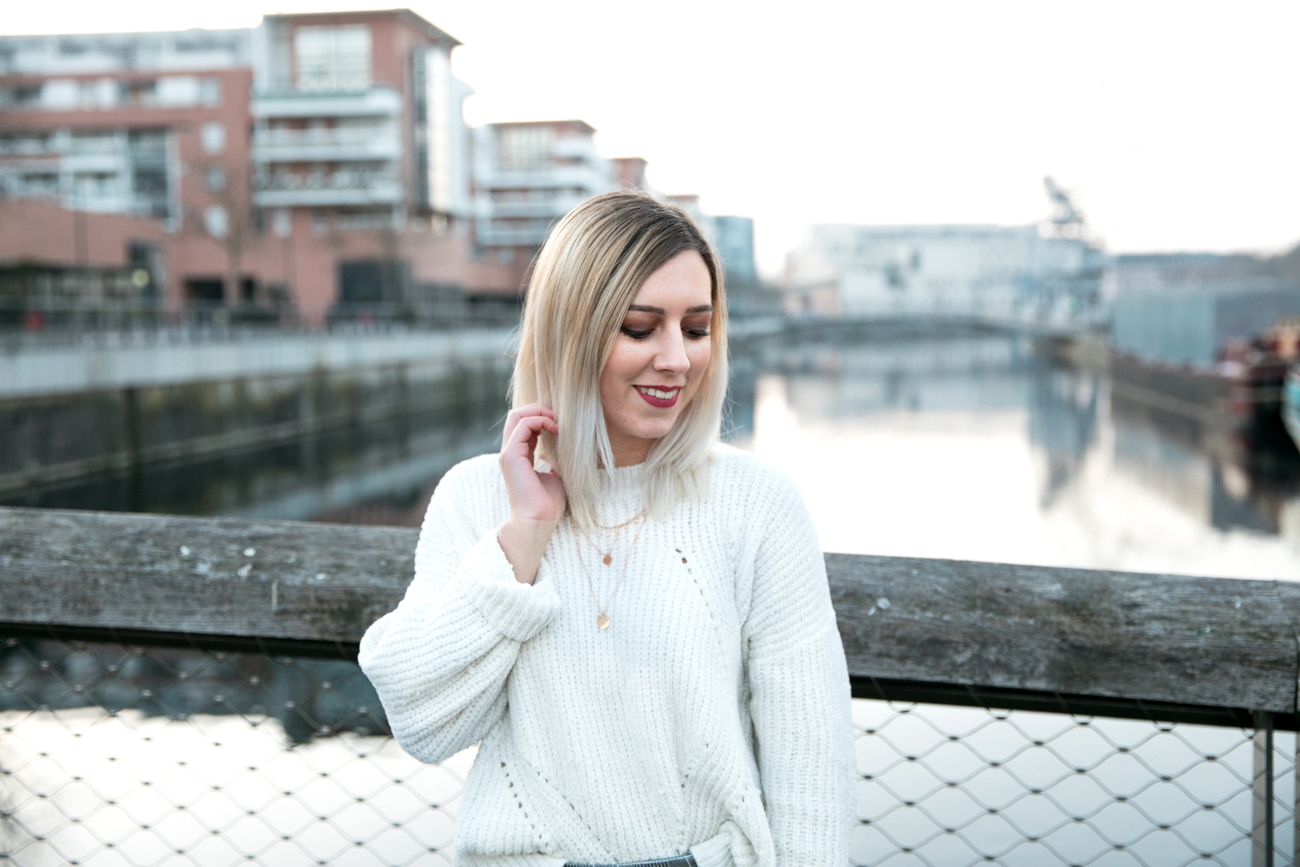 pull blanc chenille