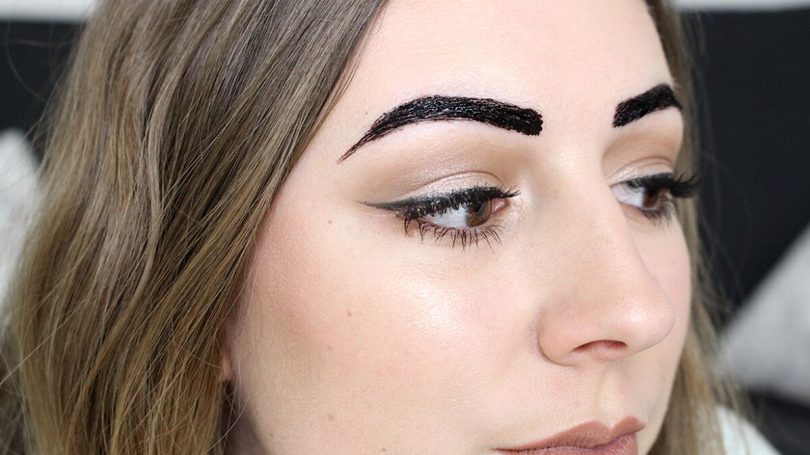 Un tatouage semi permanent des sourcils ? Le test du Tint my brows Gel